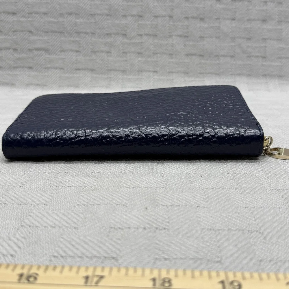 DKNY‎ Wallet Womens One Size Blue Leather Zip Around Logo Credit Card Organizer
